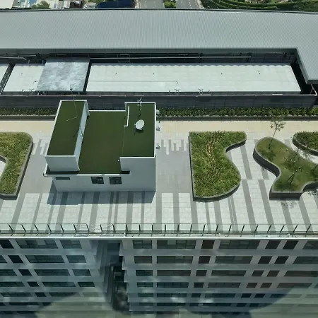 Kenwingston Square Garden By Idealhub Cyberjaya Exterior photo